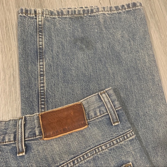 Tommy Hilfiger Retro Light-wash Loose Fit Jeans - Picture 7 of 7